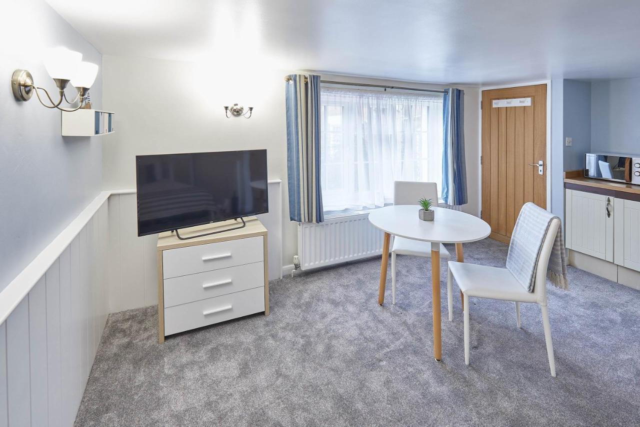 Host & Stay - Princess Place Studio Whitby Exterior photo