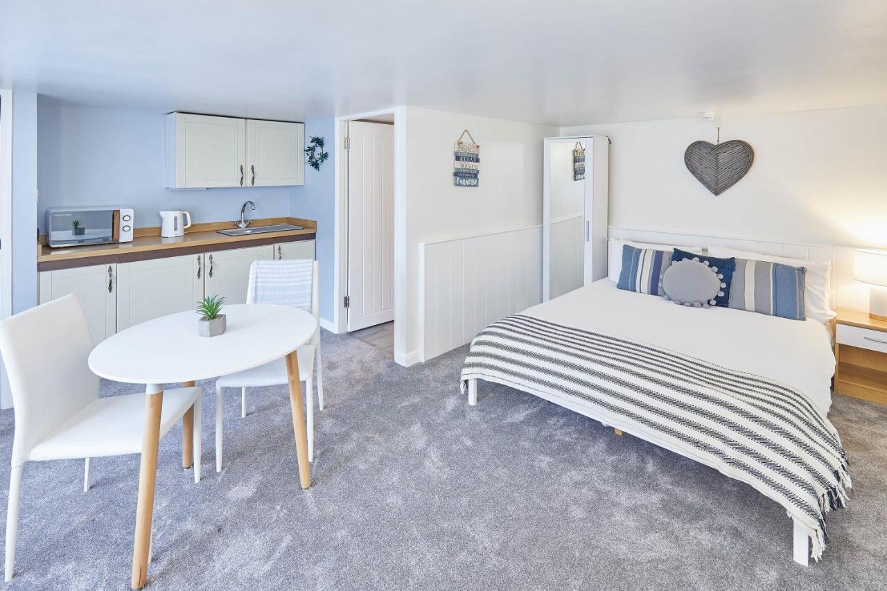 Host & Stay - Princess Place Studio Whitby Exterior photo